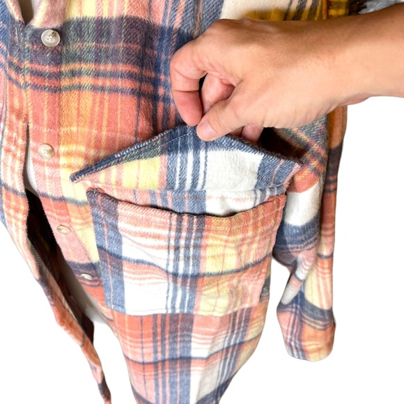 ACOA plaid shacket with oversized chest pockets, button front close blue/pink S - Picture 3 of 13